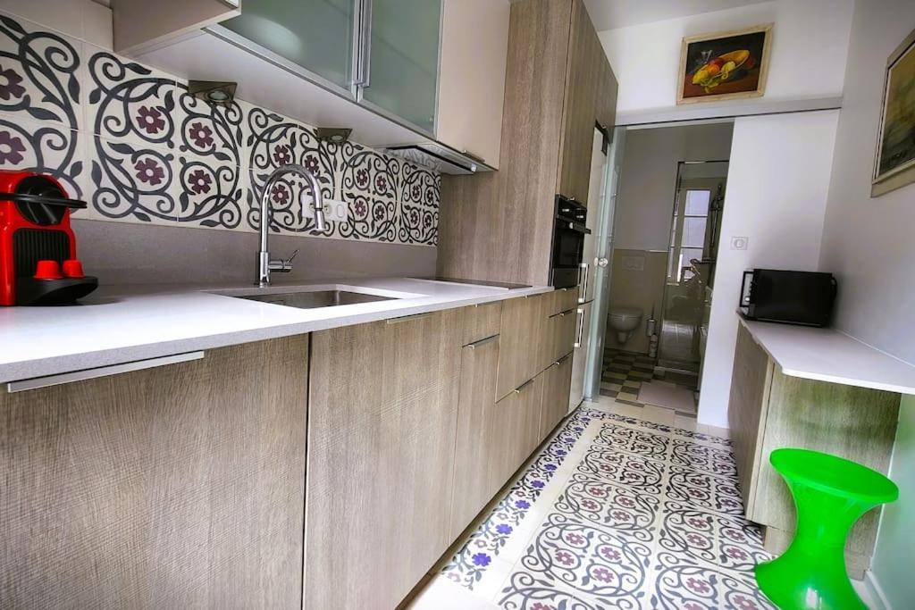 Appartement De La Bibliotheque เบอซองซง ภายนอก รูปภาพ