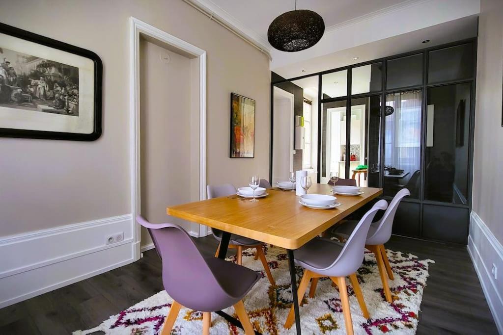 Appartement De La Bibliotheque เบอซองซง ภายนอก รูปภาพ